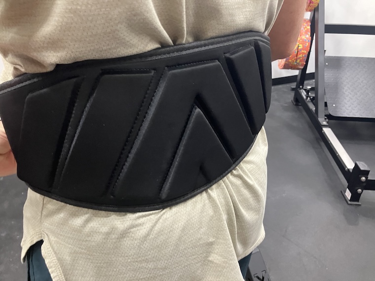 The lumbar pad of the DMoose 2-In-1 Neoprene Weightlifting Belt.