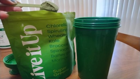 Live It Up Super Greens Review (2025): An Expert-Tested, Flavor-Filled Greens Powder