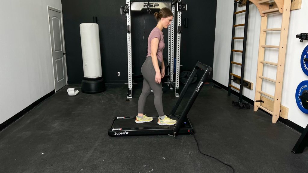 A BarBend tester using the GoPlus Superfit treadmill.